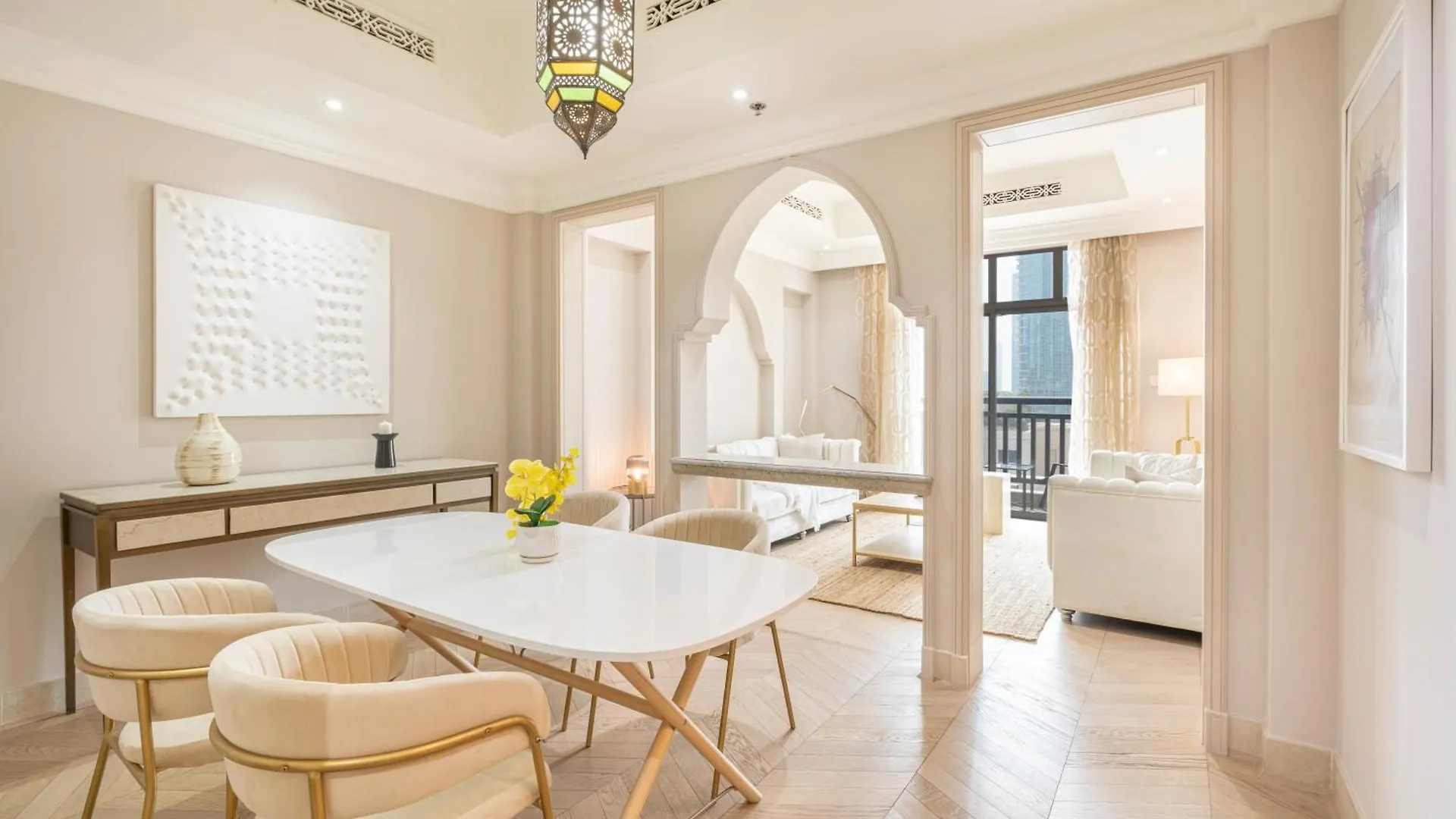 Upgraded Home With Direct Dubai Mall Access